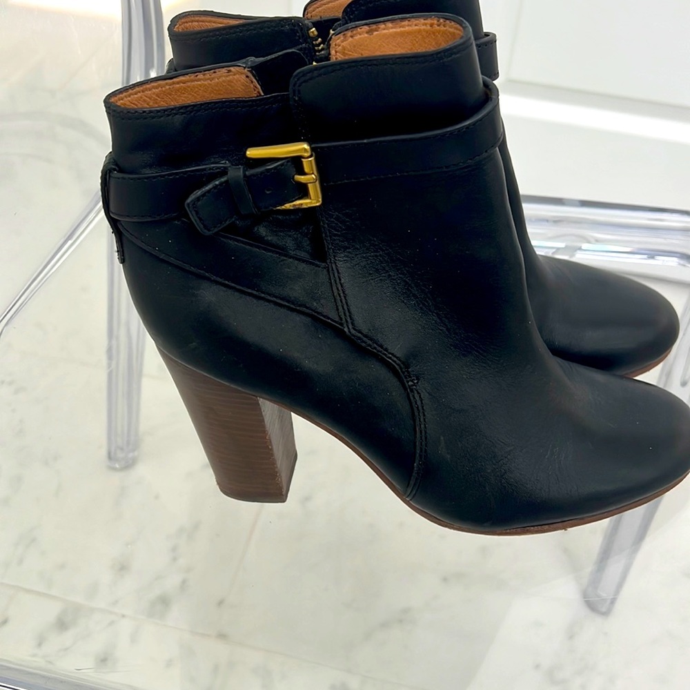 LIKE NEW BLACK COACH BOOTIES ALL LEATHER WELL MADE MINT CONDITION - Picture 1 of 8